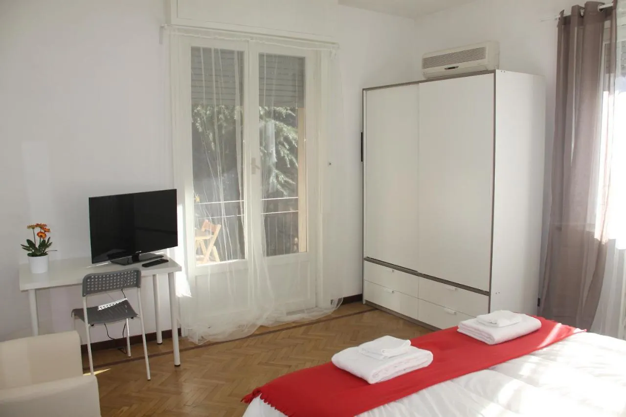 מילאנו Lotus B&B